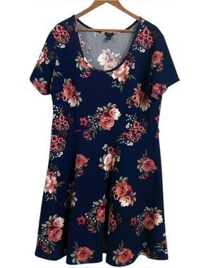 Stretchy 2X Mini Navy Dress w/ Pink Roses 2X Rue21 Plus Size Short Floral Dress